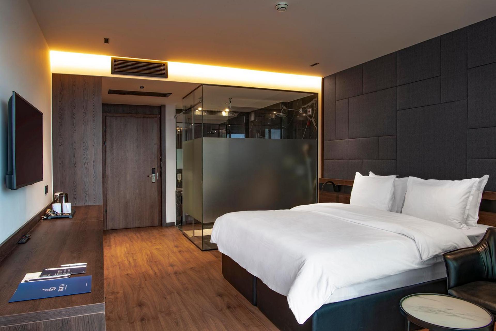 Hotel Trofta Istog Экстерьер фото